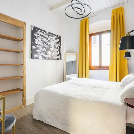 Apartment Ginori 29 *